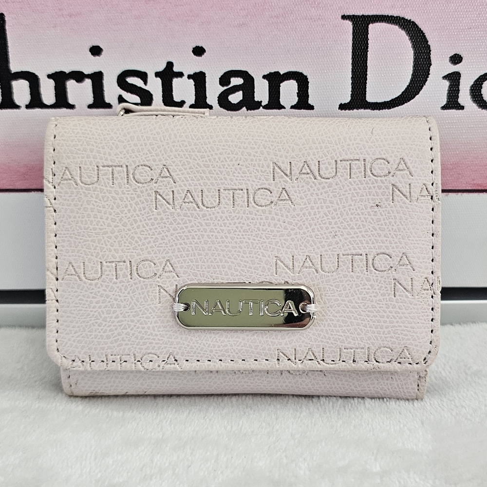 NWOT Nautica Trifold RFID Blocking Wallet